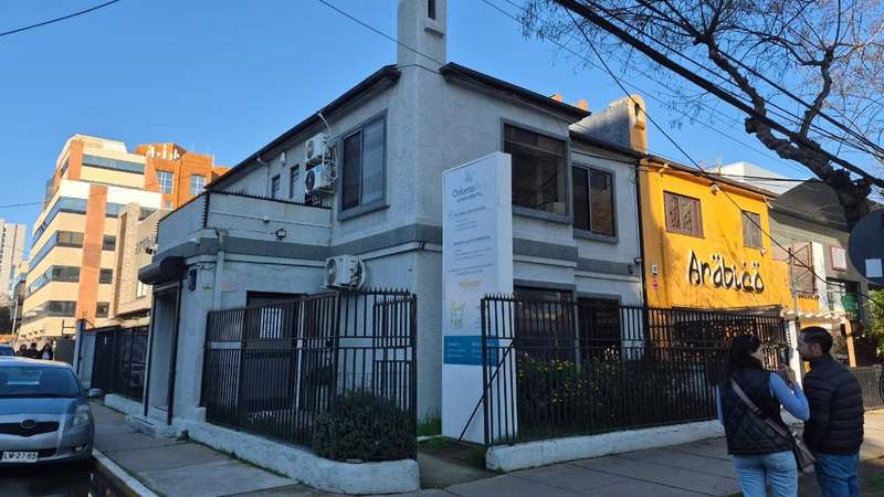 Tótem actual en la esquina